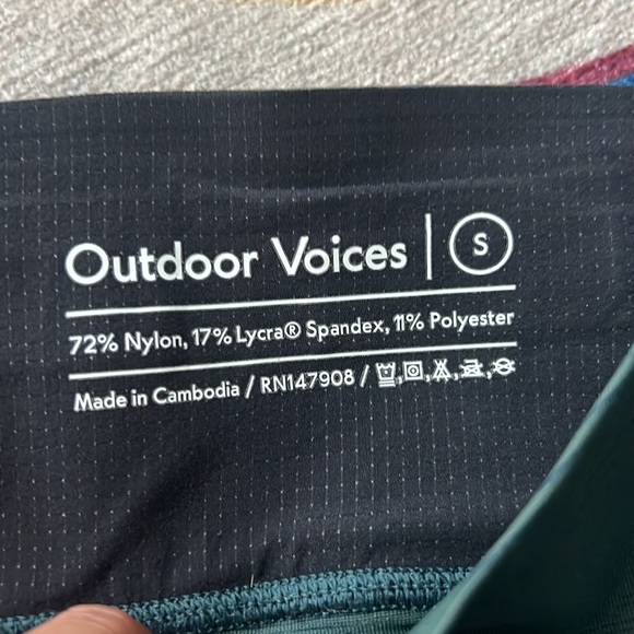 Two Outdoor Voices Leggings, Size Small - Picture 2 of 4